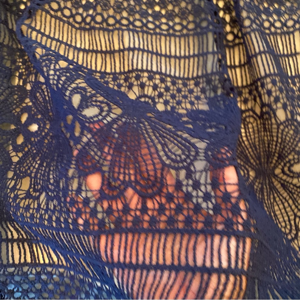 Francesca’s Navy Ivory Macrame Lace Dress size S - Picture 4 of 15